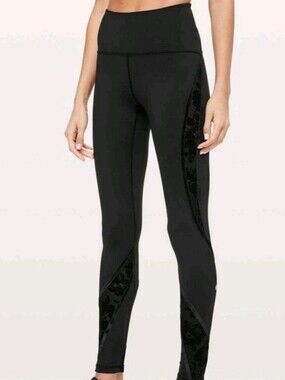 Lululemon Wunder Under High-Rise Flocked 28"Black / Scatter Floral Black Size 6